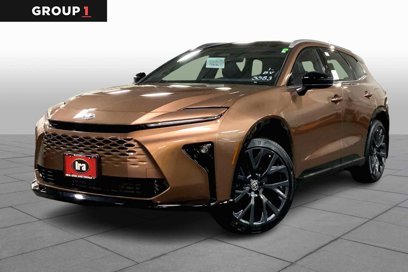 New 2025 Toyota Crown Signia