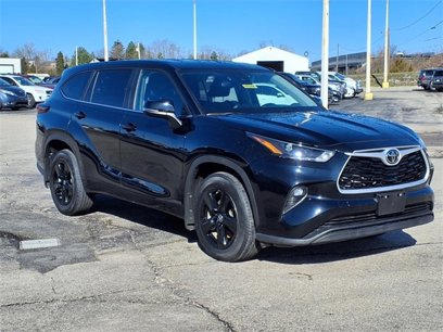 Used 2024 Toyota Highlander LE