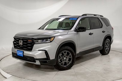 Certified 2025 Honda Pilot TrailSport