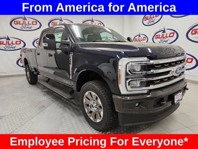 New 2025 Ford F350 King Ranch w/ FX4 Off-Road Package