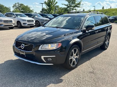 Used 2015 Volvo XC70 T6 w/ Proximity Package
