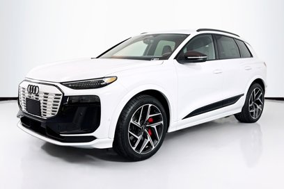New 2025 Audi SQ6 e-tron Premium Plus