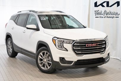 Used 2022 GMC Terrain SLT w/ Infotainment Package II