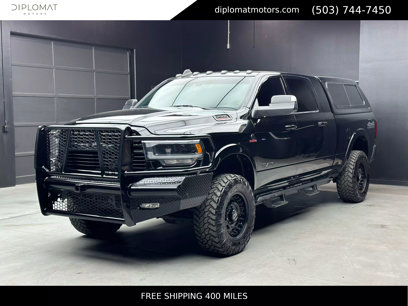 Used 2019 RAM 2500 Laramie w/ Black Appearance Package