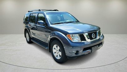 Used 2005 Nissan Pathfinder LE w/ (U01) LE Navigation Pkg