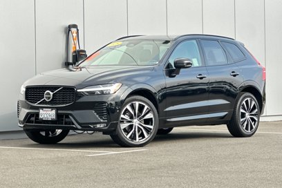 Used 2025 Volvo XC60 B5 Plus w/ Protection Package Premier