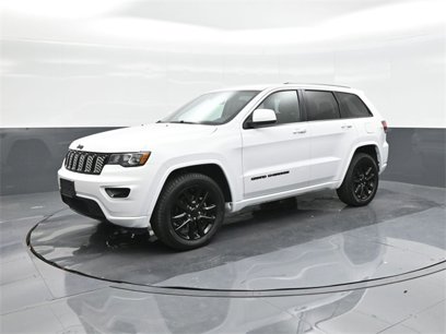 Used 2020 Jeep Grand Cherokee Altitude