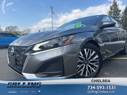 Used 2023 Nissan Altima 2.5 SV