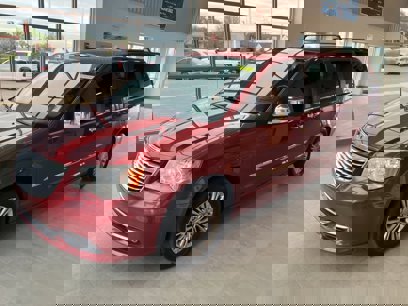 Used 2015 Chrysler Town & Country Touring-L w/ Driver Convenience Group