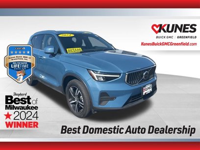 Used 2024 Volvo XC40 B5 Core