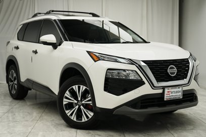 Used 2021 Nissan Rogue SV w/ Premium Package