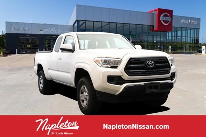 Used 2017 Toyota Tacoma SR
