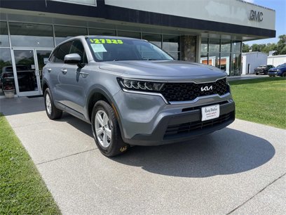 Used 2023 Kia Sorento LX
