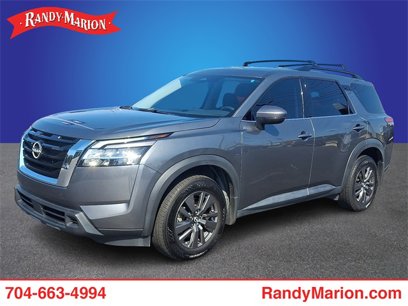 Used 2022 Nissan Pathfinder SV