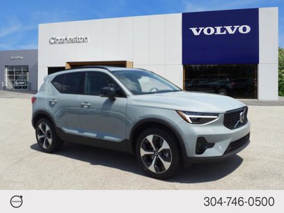 Certified 2025 Volvo XC40 B5 Plus w/ Climate Package