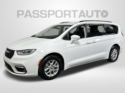 Used 2022 Chrysler Pacifica Touring-L