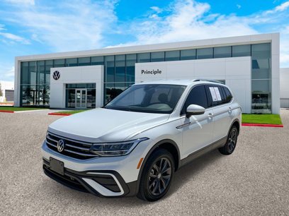 Certified 2023 Volkswagen Tiguan SE