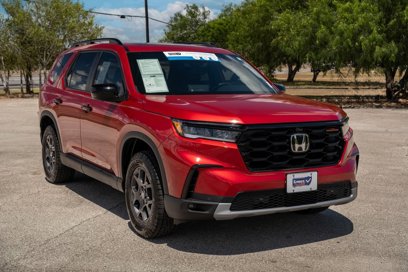 Used 2025 Honda Pilot TrailSport