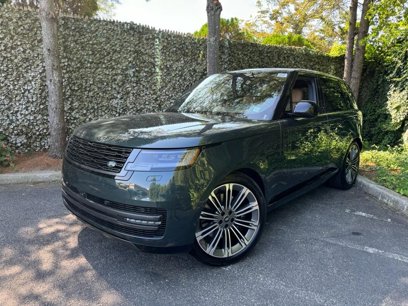 New 2025 Land Rover Range Rover Long Wheelbase SE