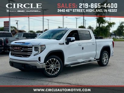 New 2025 GMC Sierra 1500 SLT w/ SLT Premium Package