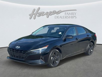 Used 2022 Hyundai Elantra SEL w/ Cargo Package