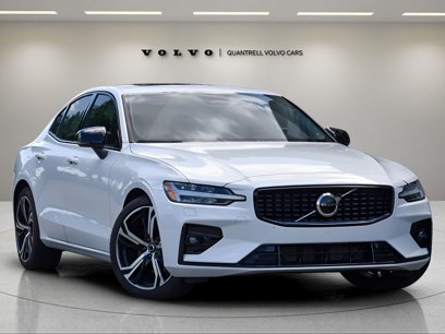 New 2024 Volvo S60 B5 Core w/ Climate Package