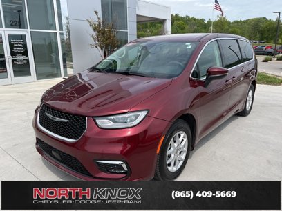 Used 2023 Chrysler Pacifica Touring-L