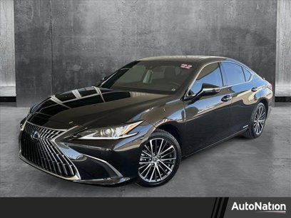 Used 2022 Lexus ES 300h w/ Premium Package