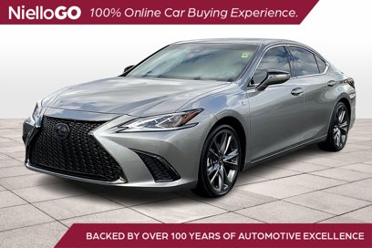 Used 2019 Lexus ES 350 F Sport w/ Accessory Package 2