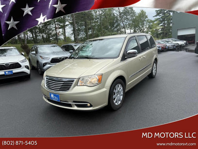 Used 2011 Chrysler Town & Country Touring-L w/ Entertainment Group #2
