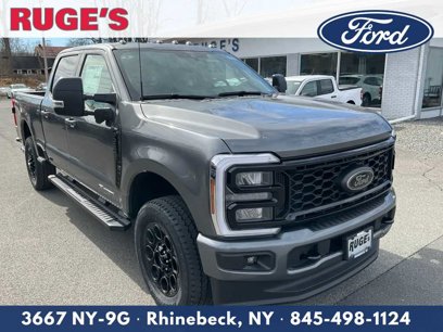 New 2025 Ford F350 XLT w/ Black Appearance Package