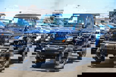 New 2025 Jeep Gladiator Sport