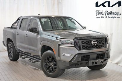 Used 2023 Nissan Frontier SV w/ Midnight Edition Package