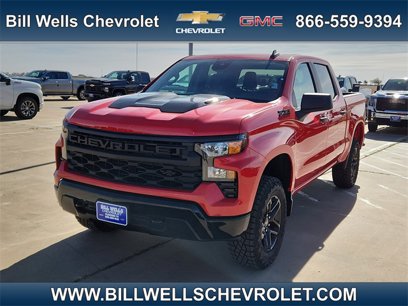 New 2025 Chevrolet Silverado 1500 Custom Trail Boss w/ Dark Appearance Package