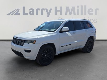 Used 2020 Jeep Grand Cherokee Altitude