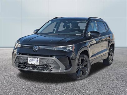 New 2025 Volkswagen Taos SE