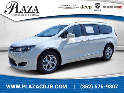 Certified 2017 Chrysler Pacifica Touring-L w/ Tire & Wheel Group