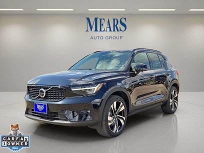 Certified 2025 Volvo XC40 B5 Plus