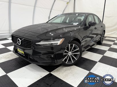 Used 2021 Volvo S60 T5 Momentum
