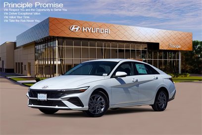 New 2025 Hyundai Elantra Blue