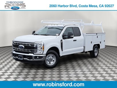 New 2025 Ford F350 XL w/ XL Chrome Package