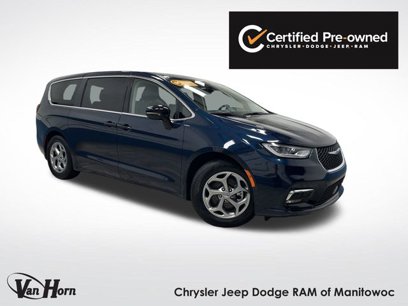 Used 2024 Chrysler Pacifica Limited w/ Trailer Tow Group