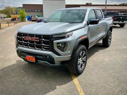 New 2025 GMC Canyon AT4