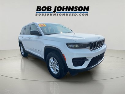 Used 2023 Jeep Grand Cherokee Laredo