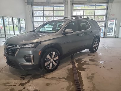 Used 2022 Chevrolet Traverse LT w/ LT Premium Package