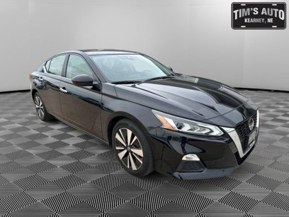 Used 2022 Nissan Altima 2.5 SV