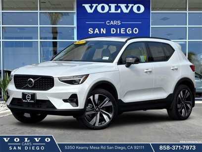 New 2025 Volvo XC40 B5 Ultra w/ Protection Package