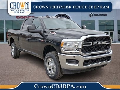 New 2024 RAM 2500 Tradesman w/ Chrome Appearance Group