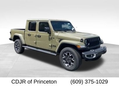 New 2025 Jeep Gladiator Sport w/ Premium Package