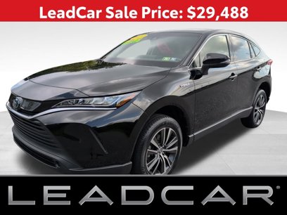 Used 2021 Toyota Venza LE w/ Carpet Mat Package (TMS)